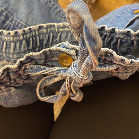 SOLD.  WESTBOUND ELASTIC  DRAWSTRING SHORTS - Picture 9 of 12